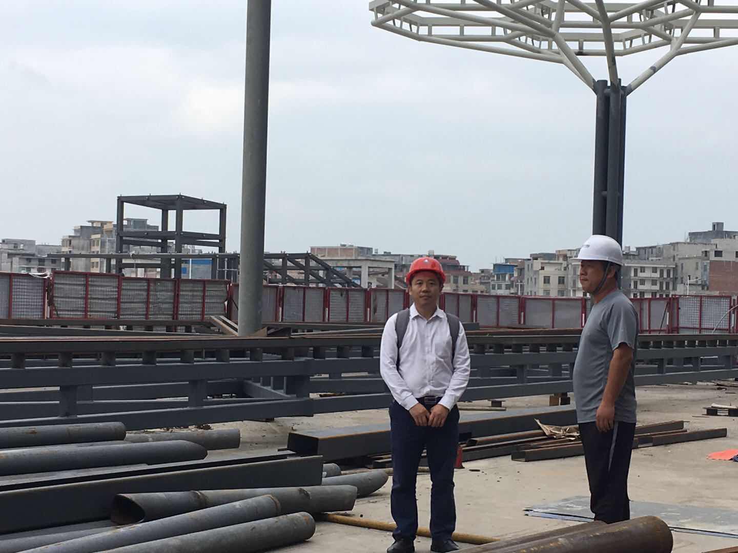 踏遍工地每一角落，激勵(lì)每一寸心靈